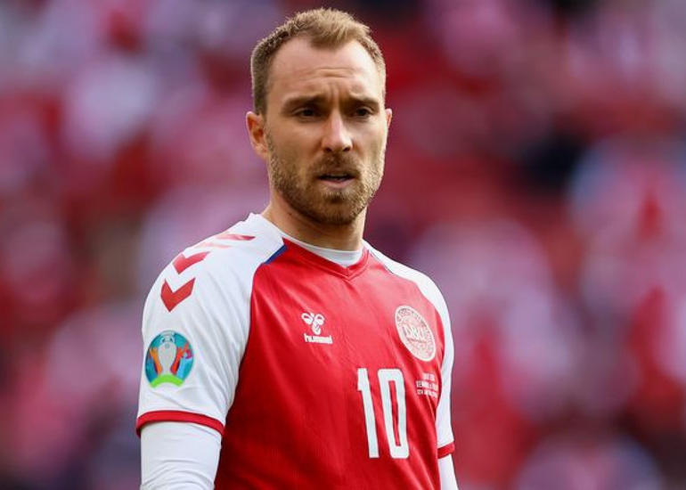 Kristian Eriksen Premyer Liqaya qayıdır