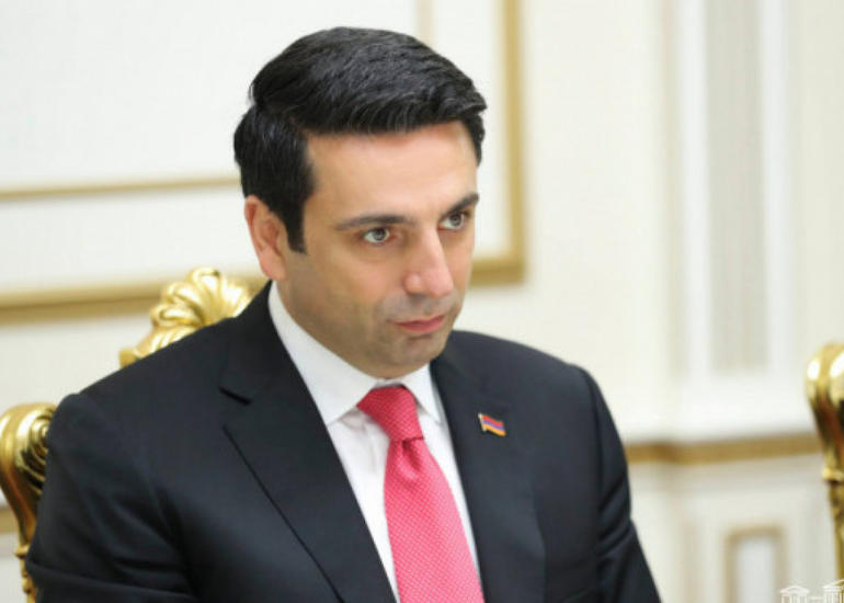 Ermənistan parlamentinin spikeri Prezident səlahiyyətlərinin icrasına başlayıb