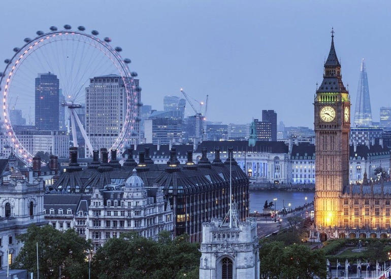 Britaniyada gündə üç saat elektrik kəsilə bilər