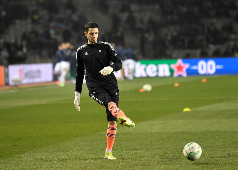 "Qarabağ" Emil Balayevlə müqaviləni pozub