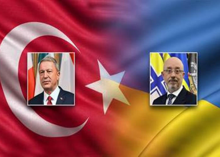 Türkiyə və Ukrayna müdafiə nazirlərinin telefon danışığı olub