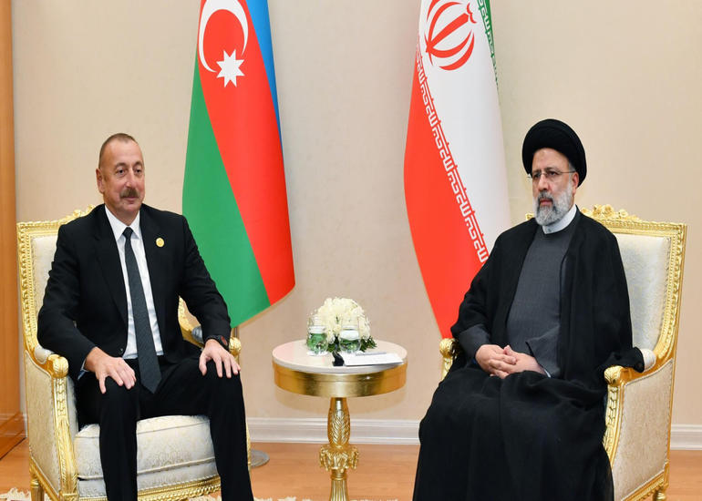 Prezident İlham Əliyev İran dövlət başçısını təbrik edib