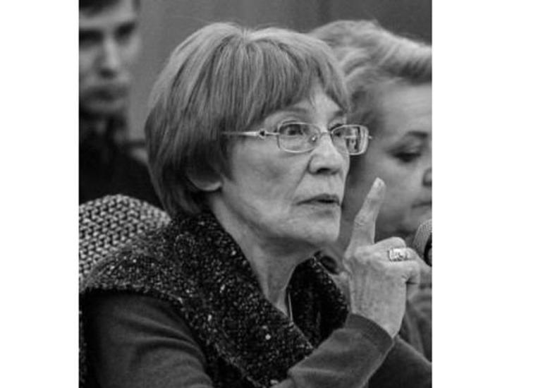 Violetta Kolesnikova vəfat edib