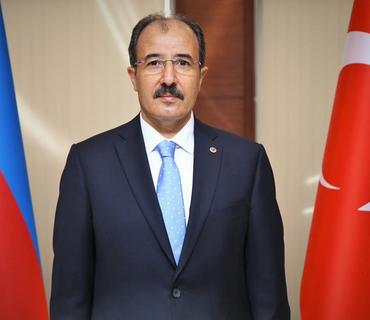 Türkiyə səfiri: "Hər sahədə əngəlləri qaldırmalı, birlikdə inkişaf etməliyik"