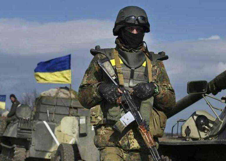 Britaniya kəşfiyyatı: Rusiya Ukraynanın Donbasdakı müdafiəsini yarmaq istəyir