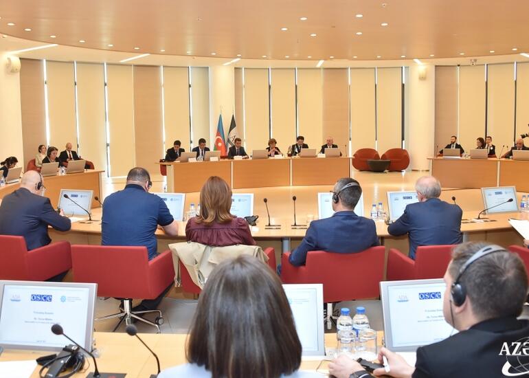 Ölümə və terrora çağıranların “ifadə azadlığı”