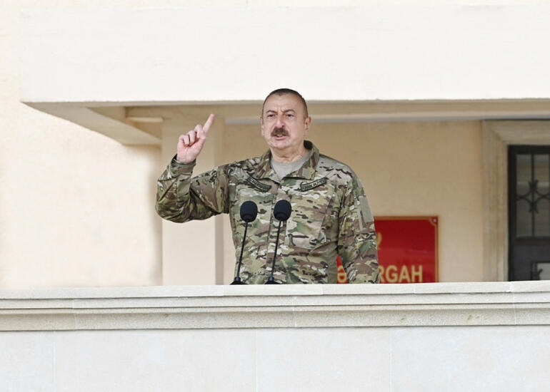 Azərbaycan Prezidenti: “Ermənistan ordusunun qalıqları bu gün Bakının mərkəzində nümayiş etdirilir”