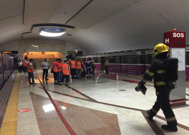 FHN metronun “8 Noyabr” stansiyasında yanğın-taktiki təlim keçirib - VİDEO