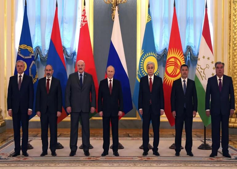 Putin KTMT liderlərini müharibənin gedişatı barədə məlumatlandırıb