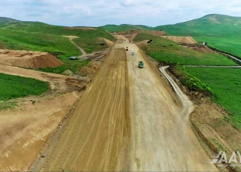 Füzuli-Ağdam yolunun inşası davam edir