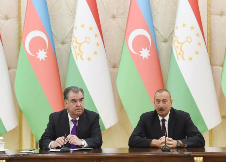 Emoməli Rəhmon Prezident İlham Əliyevə təbrik məktubu ünvanlayıb
