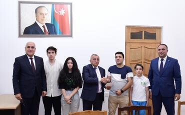 Qaliblər mükafatlandırılıb