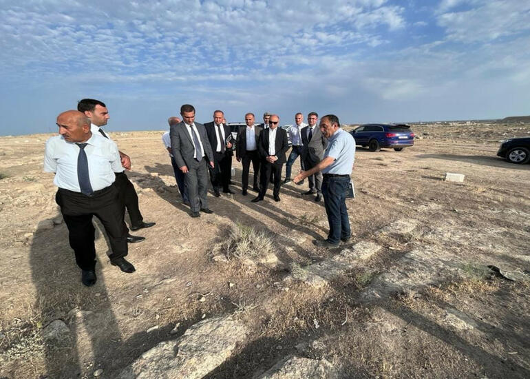 Mədəniyyət naziri Türkanda tarixi abidələrə baxış keçirib, tapşırıqlar verib