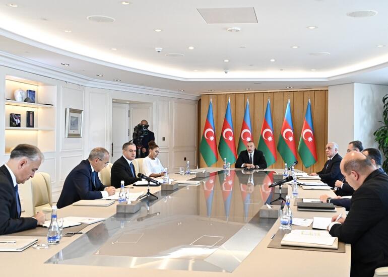 Prezident İlham Əliyev: “Bizim quru sərhədlərimiz bağlıdır və bağlı olmalıdır”