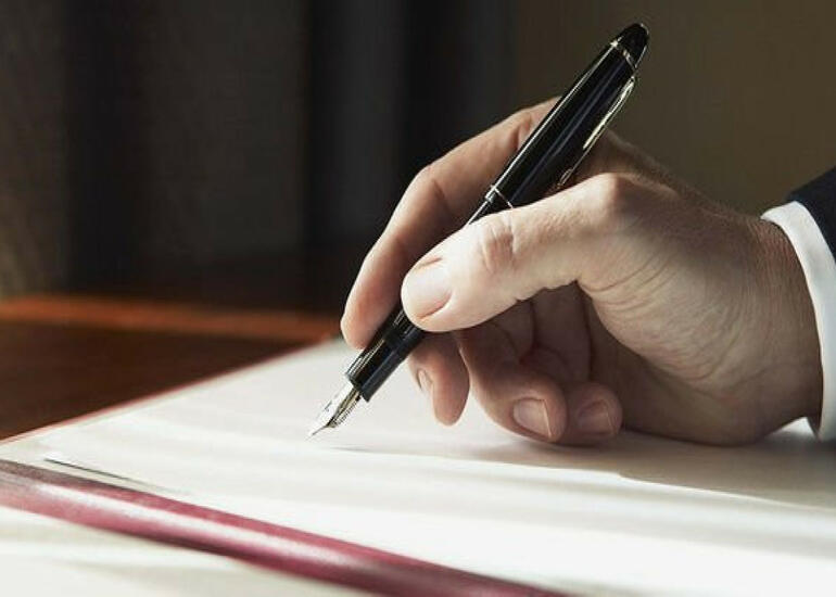 Hüquqi Ekspertiza və Qanunvericilik Təşəbbüsləri Mərkəzinə icraçı direktor təyin olunub