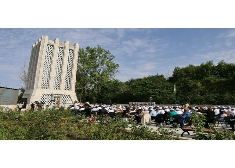 Mehriban Əliyeva Vaqif Poeziya Günləri ilə bağlı paylaşım edib