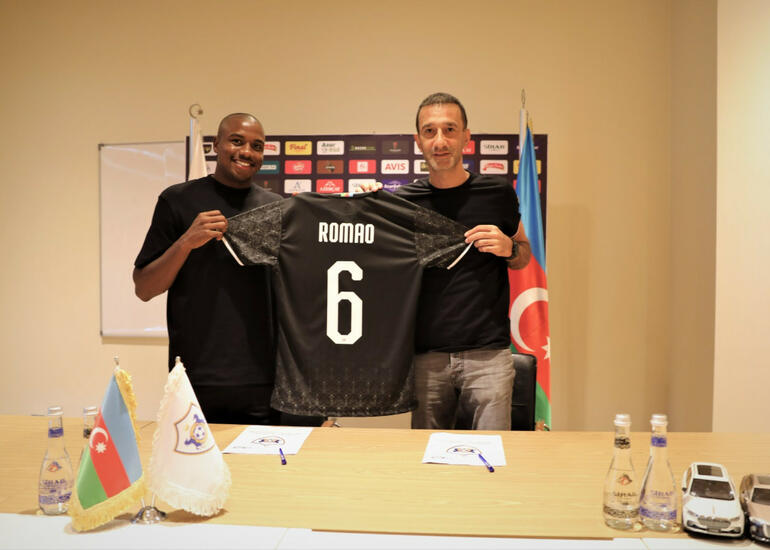 “Qarabağ”ın yeni transferi: “Yeni tarix yazmağın vaxtı gəldi”