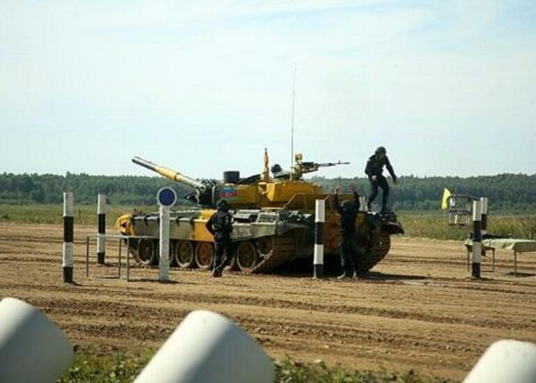 Tankçılarımız Rusiyada mübarizəyə başladı