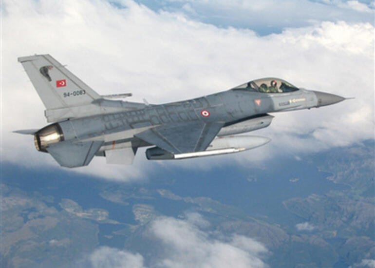 Yunanıstan türk F-16-larına qarşı S-300-lərdən istifadə etdi