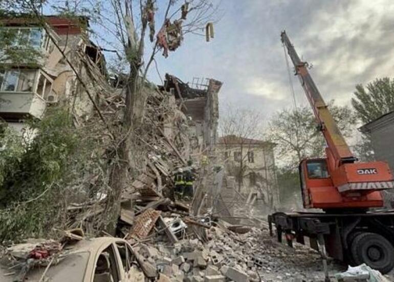 Rusiya Ukraynada yaşayış binalarını vurdu