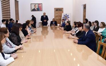 Hər birimizin taleyində müəllimin hərarətli qəlbinin bir zərrəciyi var