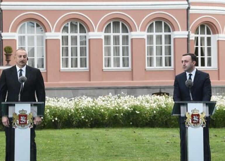 Əliyev və Qaribaşvili mətbuata bəyanatlarla çıxış etdi - Video