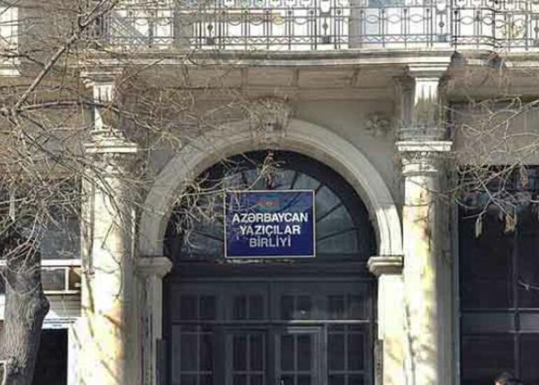 AYB-in Qurultayı başladı