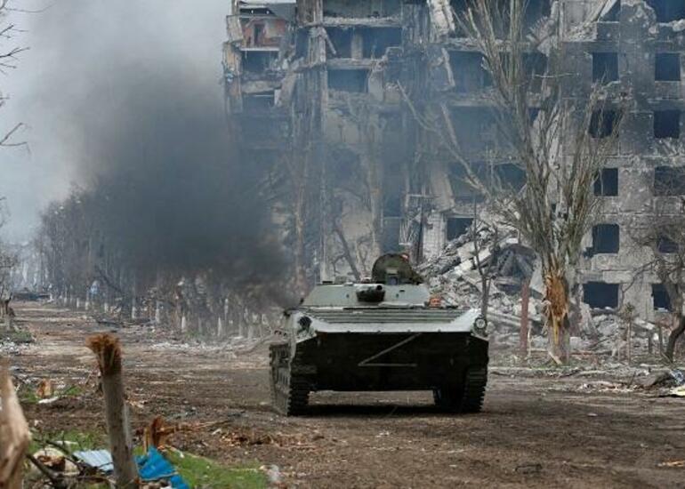 Ukrayna Mariupolu vurdu: 2 S-300 məhv edildi