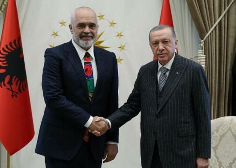 Ərdoğan Albaniyanın baş naziri ilə görüşdü