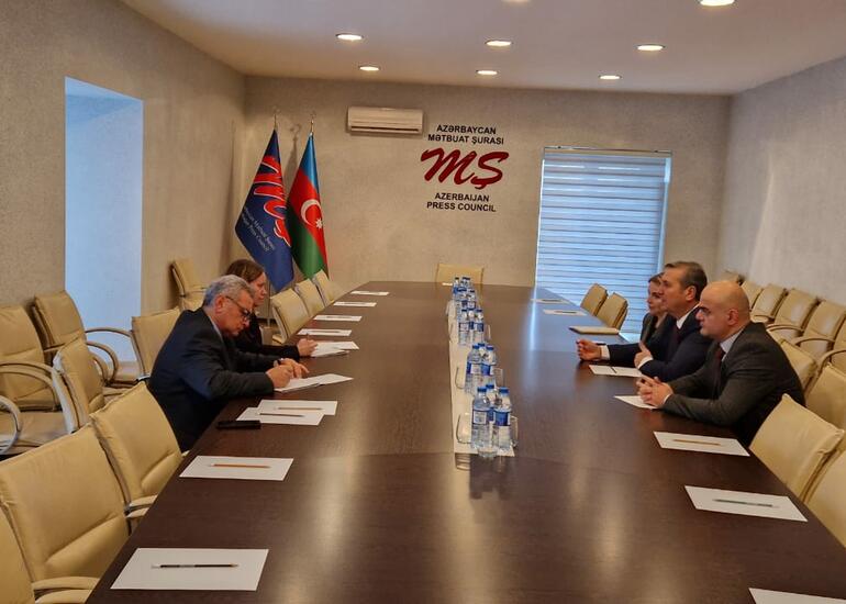 ABŞ-ın Azərbaycandakı Səfirliyinin mətbuat katibi Mətbuat Şurasında olub