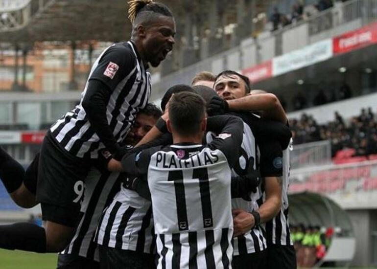 “Neftçi” bu futbolçu ilə yolları ayırdı