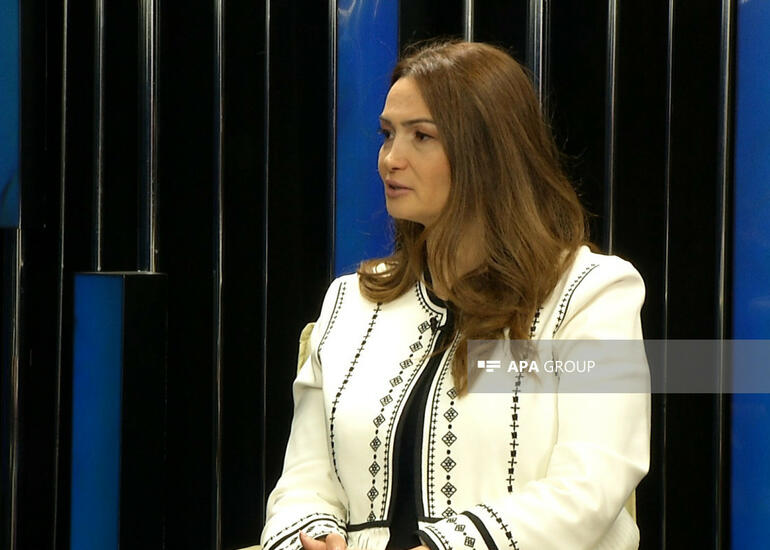 Qənirə Paşayeva üçün xüsusi həkim gətirildi