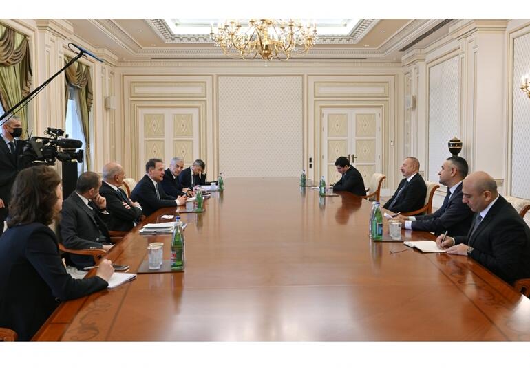İlham Əliyev İtaliya rəsmisini qəbul etdi