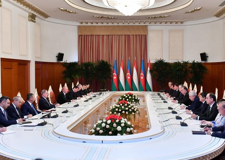 Azərbaycan və Tacikistan prezidentlərinin geniş tərkibdə görüşü olub - YENİLƏNİB 2