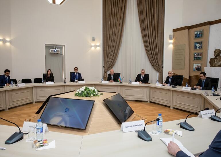 Azərbaycan və Britaniya arasında enerji əməkdaşlığı məsələləri müzakirə olunub