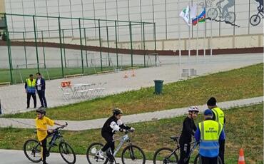 Xətai rayonunda Ulu Öndərin 100 illik yubileyinə həsr olunmuş velosiped yarışı keçirilib
