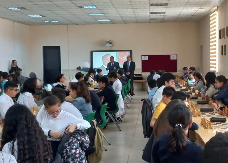 Xətai rayonunda Ümummilli Liderin 100 illiyinə həsr edilən şahmat yarışı keçirilib