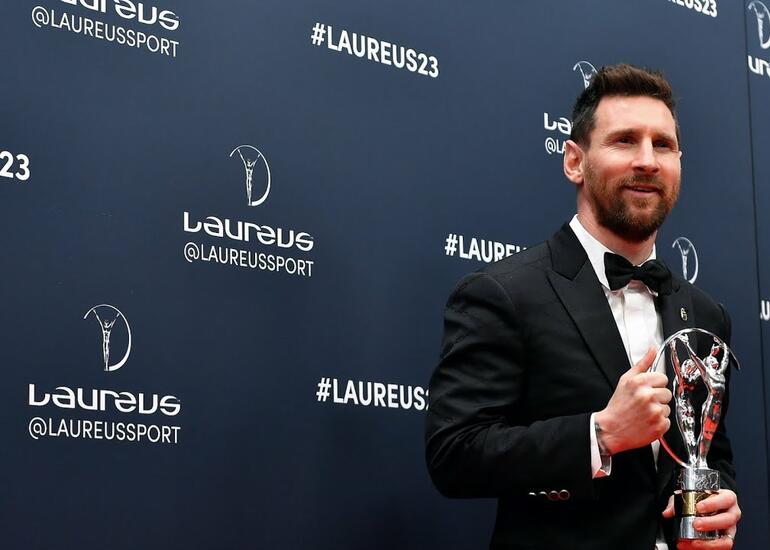 Messi bir ildə iki “Laureus” qazanan ilk futbolçu oldu