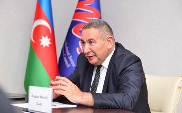 Mətbuat Şurasında “TikTok”da fəal olan jurnalistlərlə görüş keçirilib