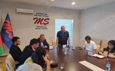 Mətbuat Şurasında jurnalist Zülfüqar Hüseynzadə ilə bağlı xatirə toplantısı keçirildi