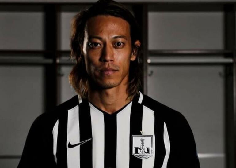 “Neftçi”nin sabiq futbolçusu qitənin ən yaxşıları arasında yer alıb