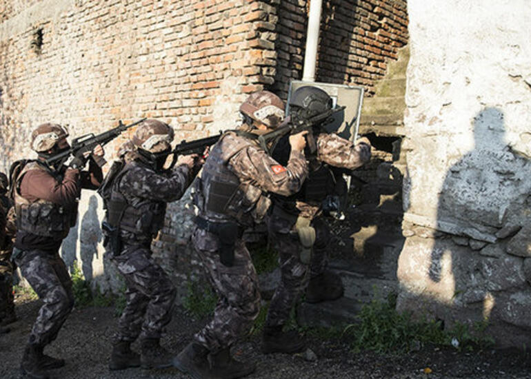 MİT 40 dinc sakinin qatilini məhv etdi