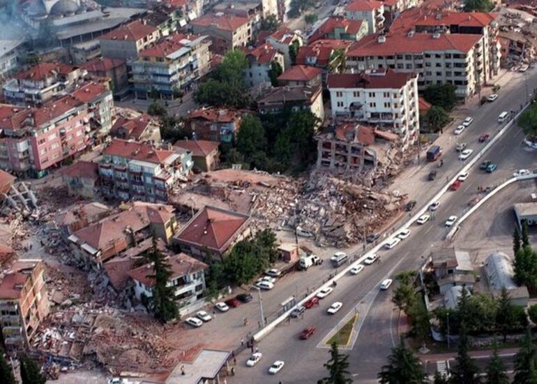 İstanbul dağıdıcı zəlzələyə hazırlaşır – Nazir