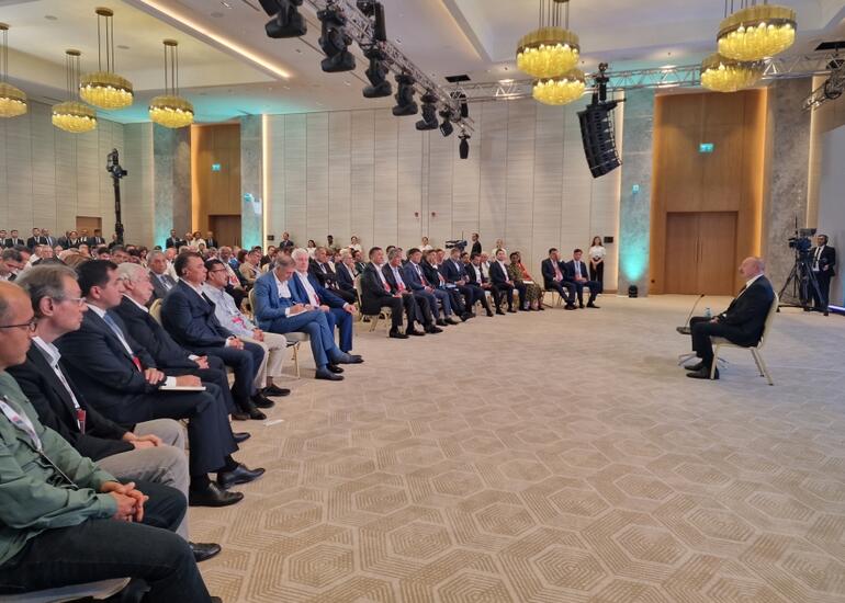 Azərbaycan Prezidenti: Valyuta ehtiyatımızın artırılması və idarəetmə sistemimizin təkmilləşdirilməsi bizə əlavə imkanlar qazandırır