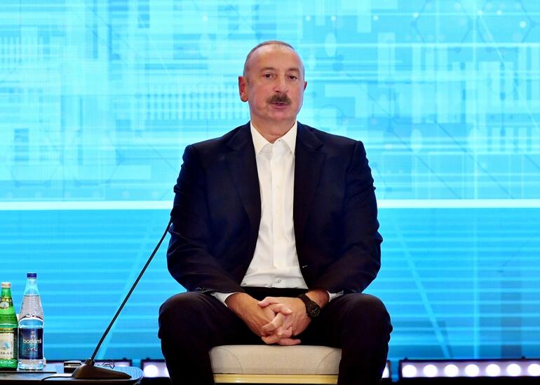 Azərbaycan Prezidenti Qlobal Media Forumunda Transxəzər layihəsindən danışıb