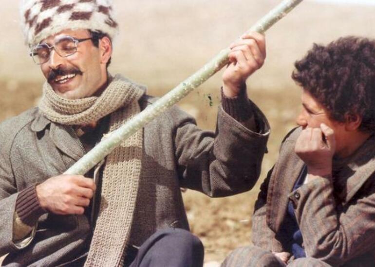 Behrənginin məzarı üstündə Azərbaycan bayrağı asıldı