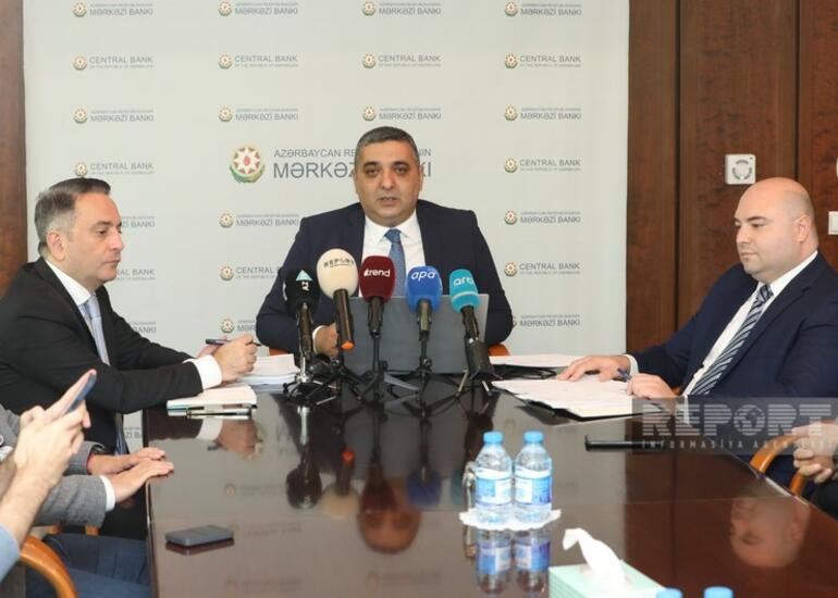AMB: "Azərbaycana daxil olan pul baratları 45 % azalıb"