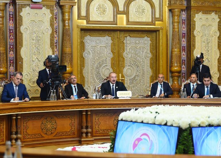 Prezident İlham Əliyev: Bakı-Tbilisi-Qars dəmir yolu tərəfimizdən müasirləşdirilir