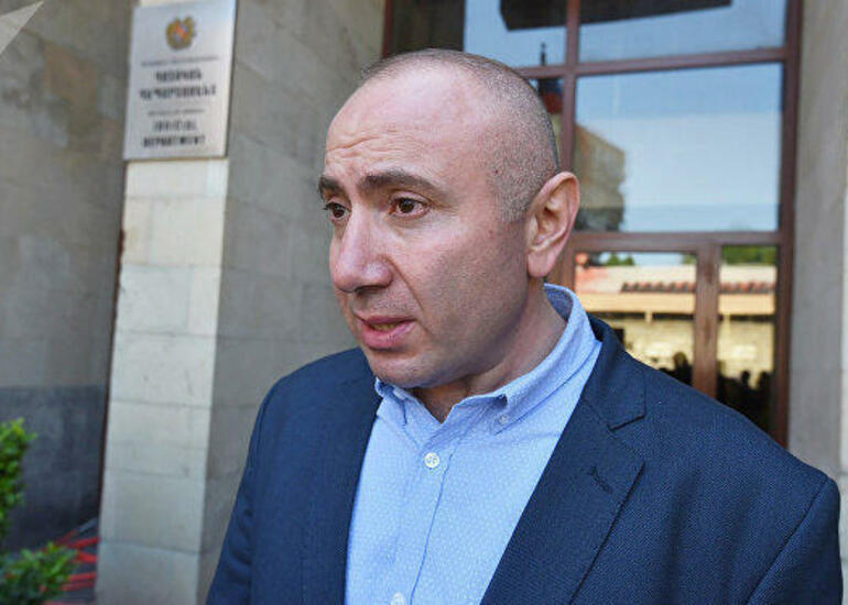 Tevanyan: Azərbaycan ancaq hərbi hədəfləri vurur