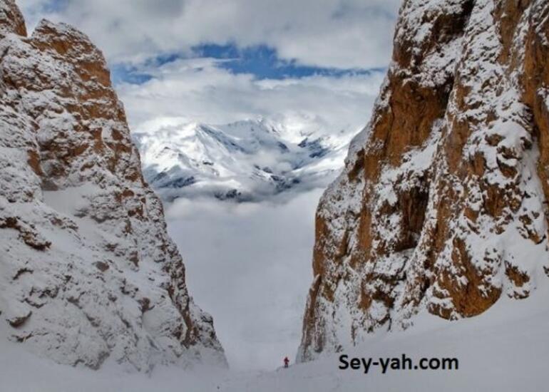 Şahdağa sulu qar yağdı